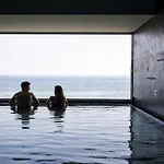 White Bay 4*