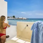 Hotel White Bay 4*