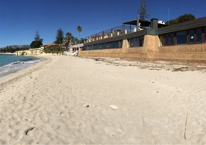 White Bay 4* Fontane Bianche