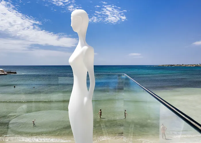 Отель White Bay Фонтане-Бьянке