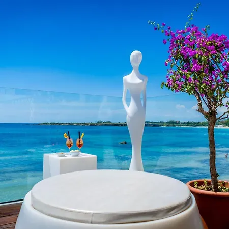 White Bay Fontane Bianche