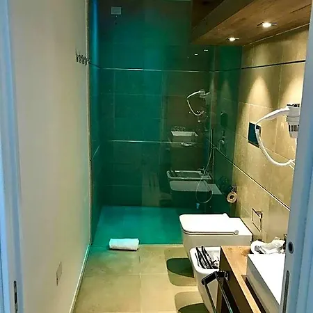 Szálloda White Bay 4*