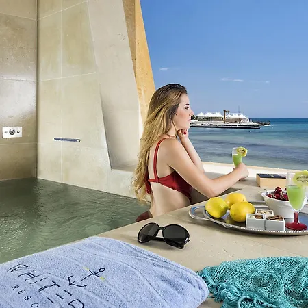 Hotell White Bay Fontane Bianche