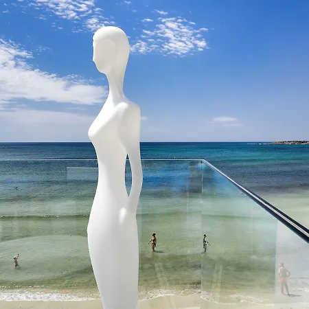 White Bay Fontane Bianche