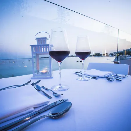White Bay 4* فونتاني بيانكي