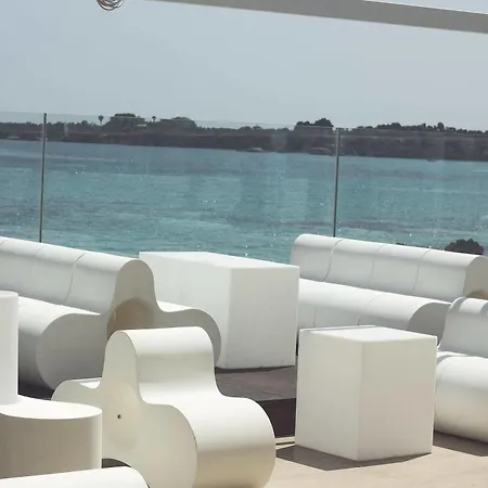 فندق White Bay 4*
